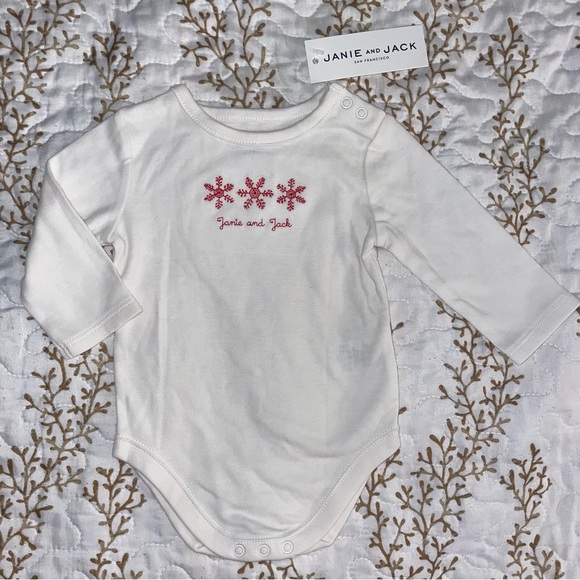 Janie and Jack Other - NWT Janie and Jack embroidered HOLIDAY red snowflake logo onesie size 0-3 months